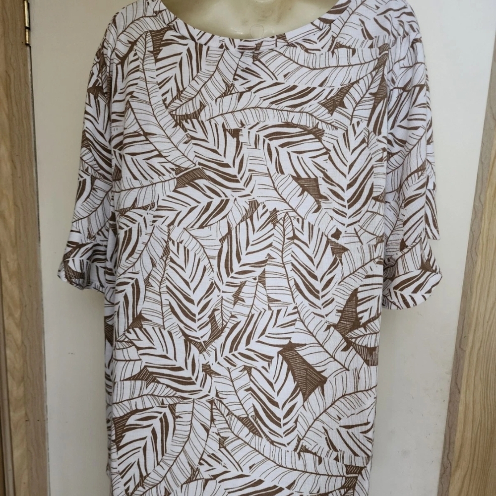 I.N. Studio Brown Leaf Print Tunic Flutter Sleeve Scoop Neck Artsy Design 3X